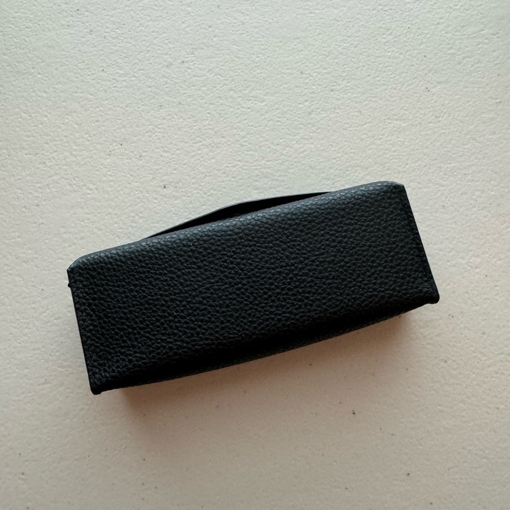 Ray-Ban Sunglasses Case Bundle - Picture 5 of 11